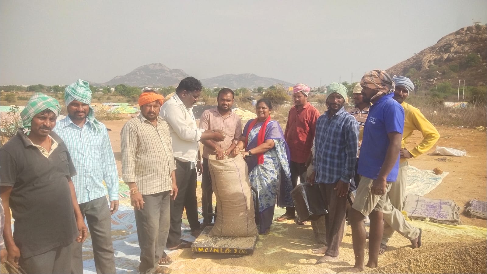 ఎన్ డి సి ఎం ఎస్  కేంద్రాలలో ధాన్యం  ట్రాన్స్పోర్ట్  వేగవంతం చేసి రైతులకు న్యాయం చేయాలి: సిపిఎం డిమాండ్