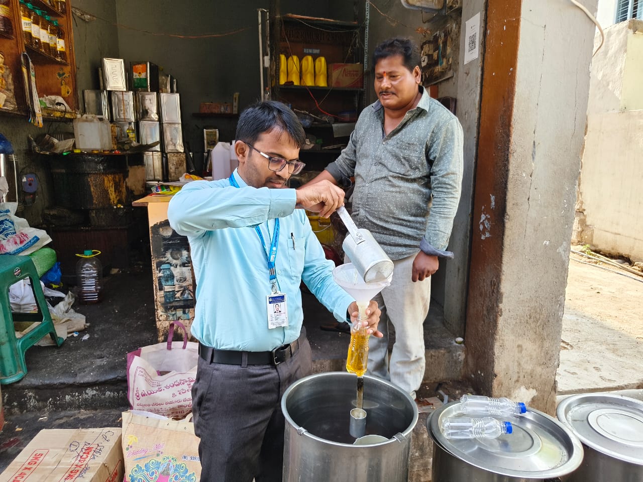 గానుగ కేంద్రాలలో నాణ్యమైన  ముడి పదార్థం ఉపయోగించాలి