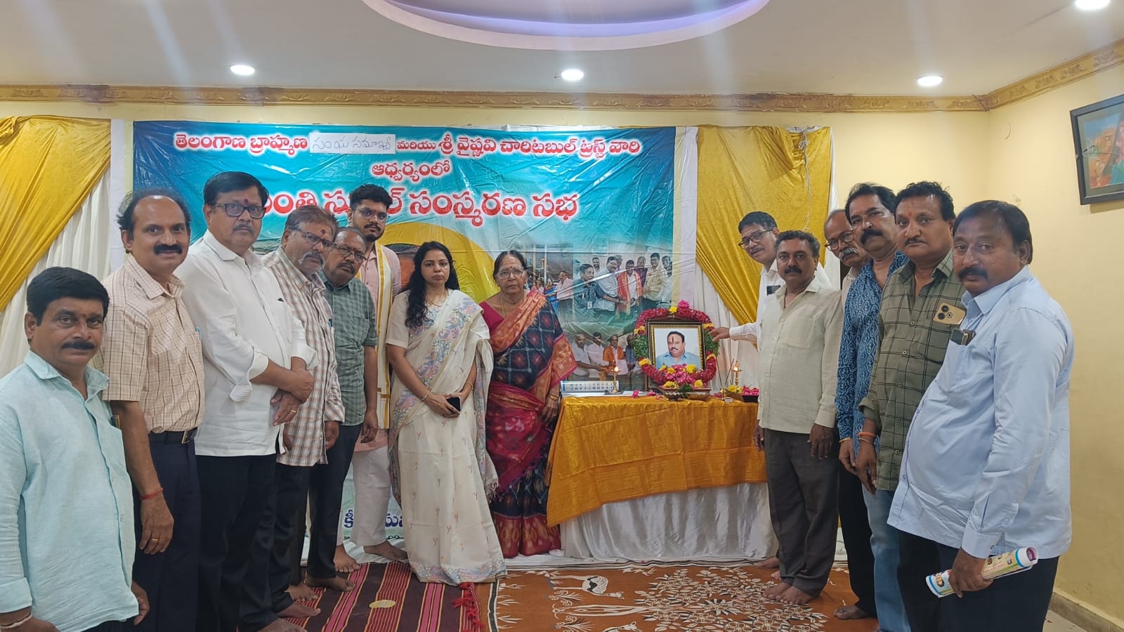 మంత్రి సునీల్ ప్రథమ వర్ధంతి నివాళి