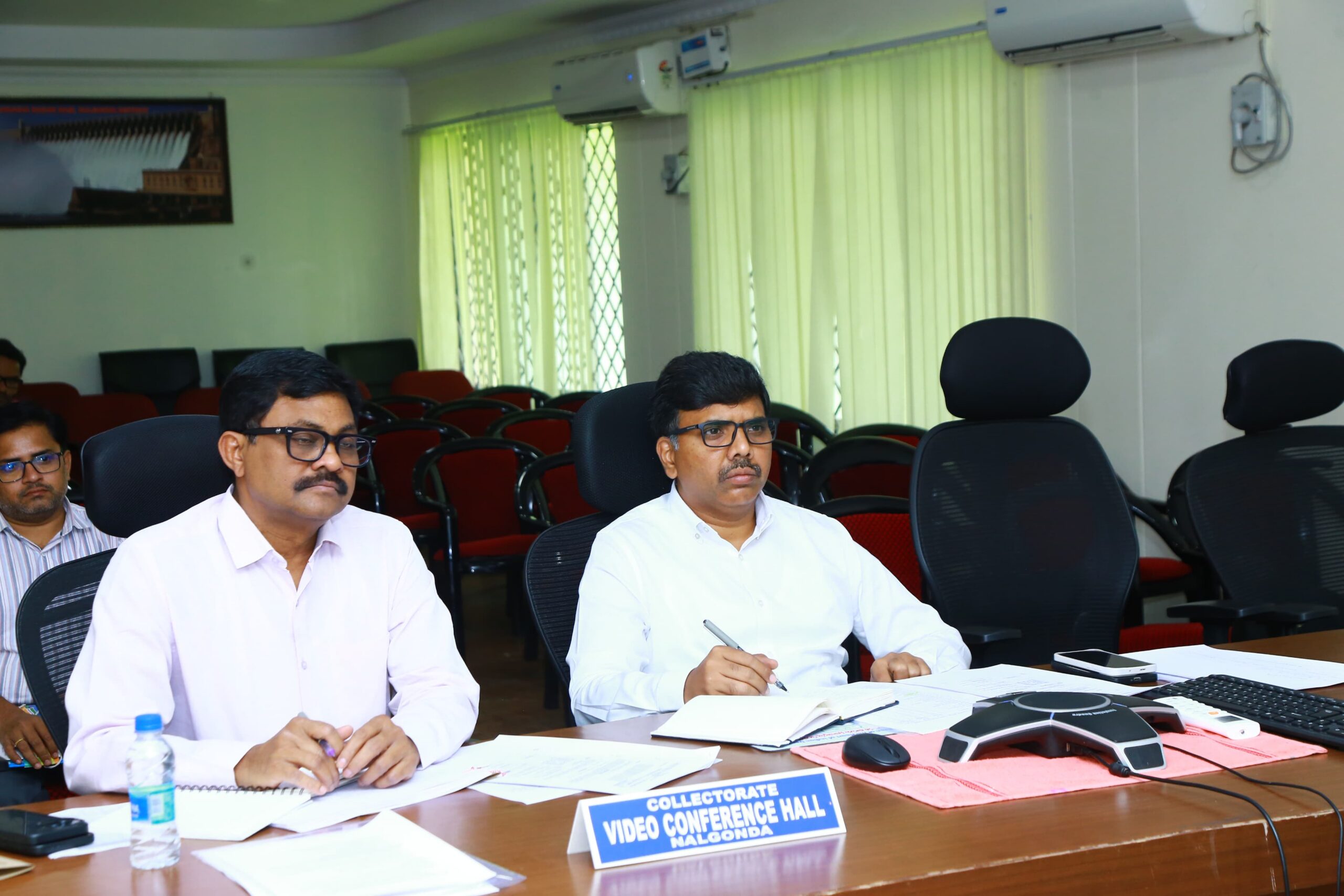 భూముల మార్కెట్ విలువల సవరణ పారదర్శకంగా చేపట్టాలి: కలెక్టర్