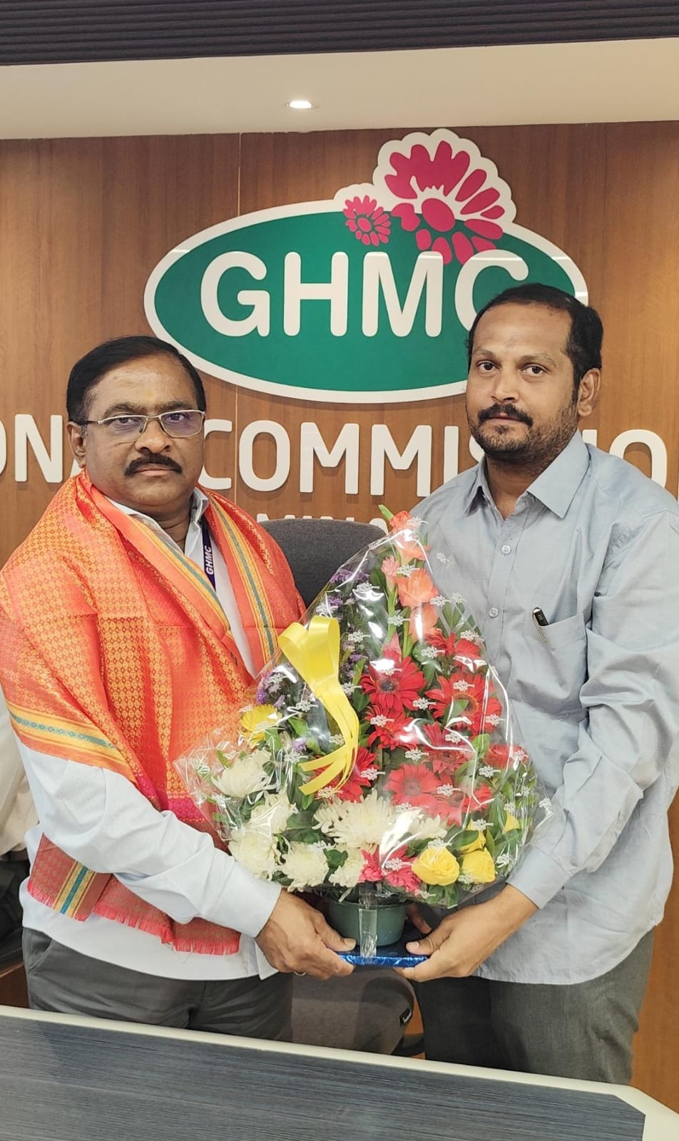 చార్మినార్ జోనల్ కమిషనర్‌కు సత్కారం