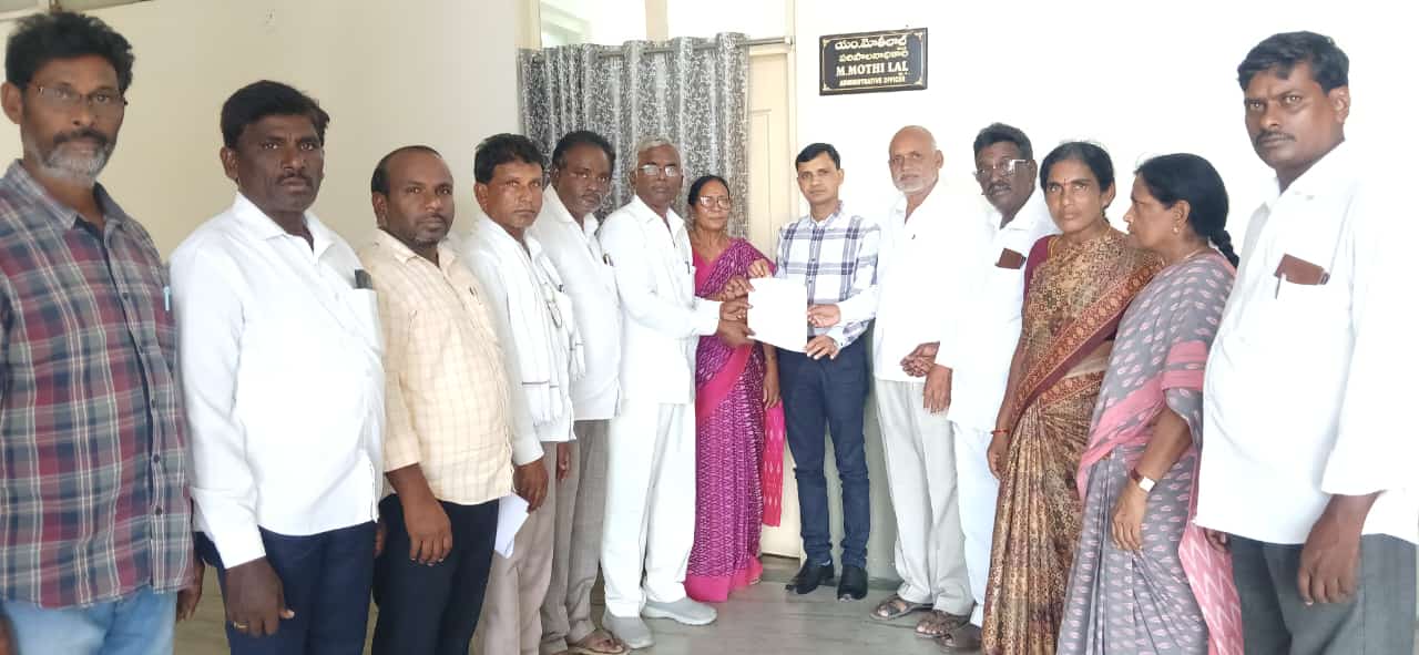 ధాన్యం కొనుగోలు కేంద్రాల్లో జరుగుతున్న మోసాలను అరికట్టాలి